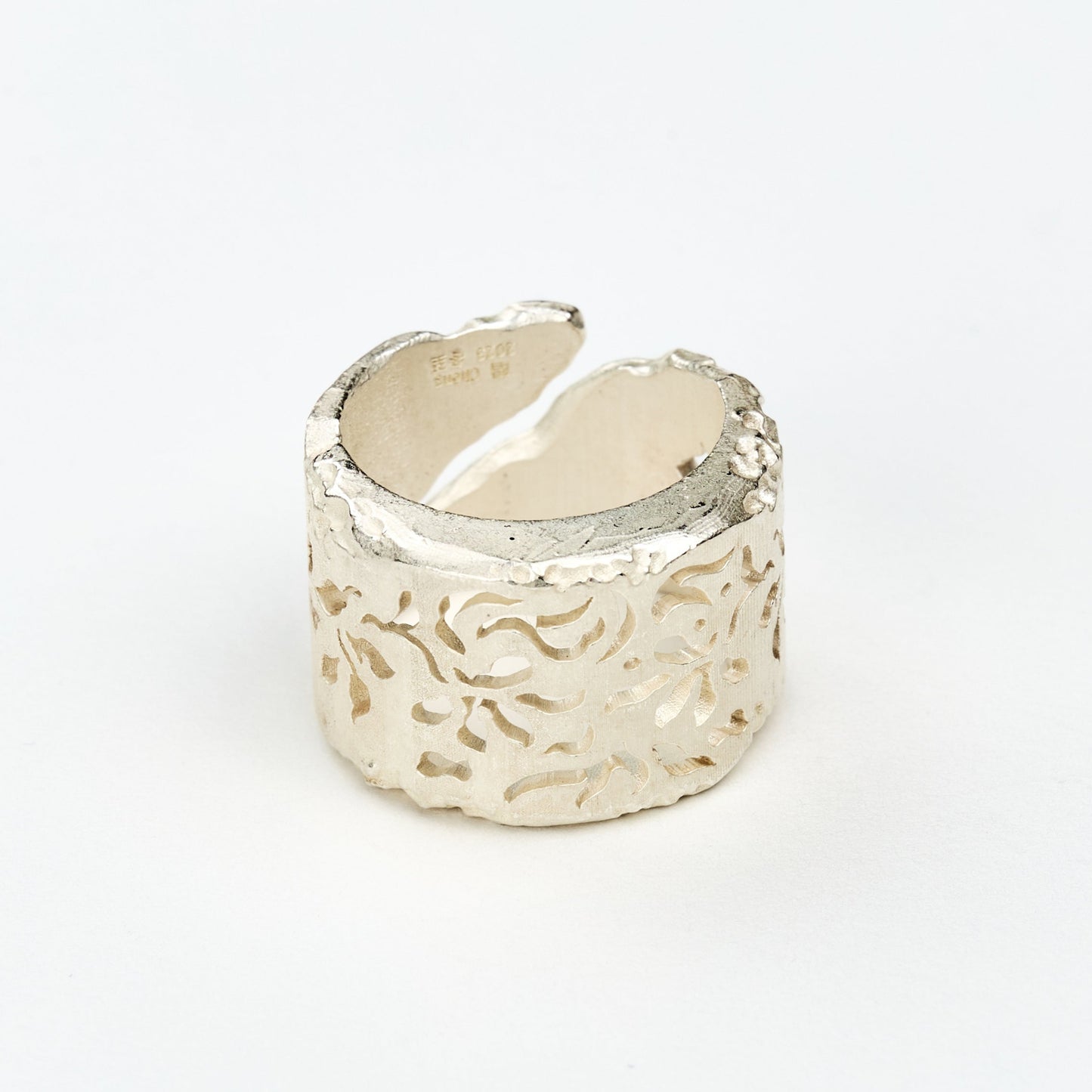 Hollow Narrow Ring