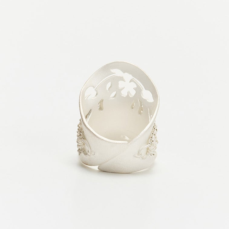 White openwork Floral Leaf and Tassel Wide Band Ring