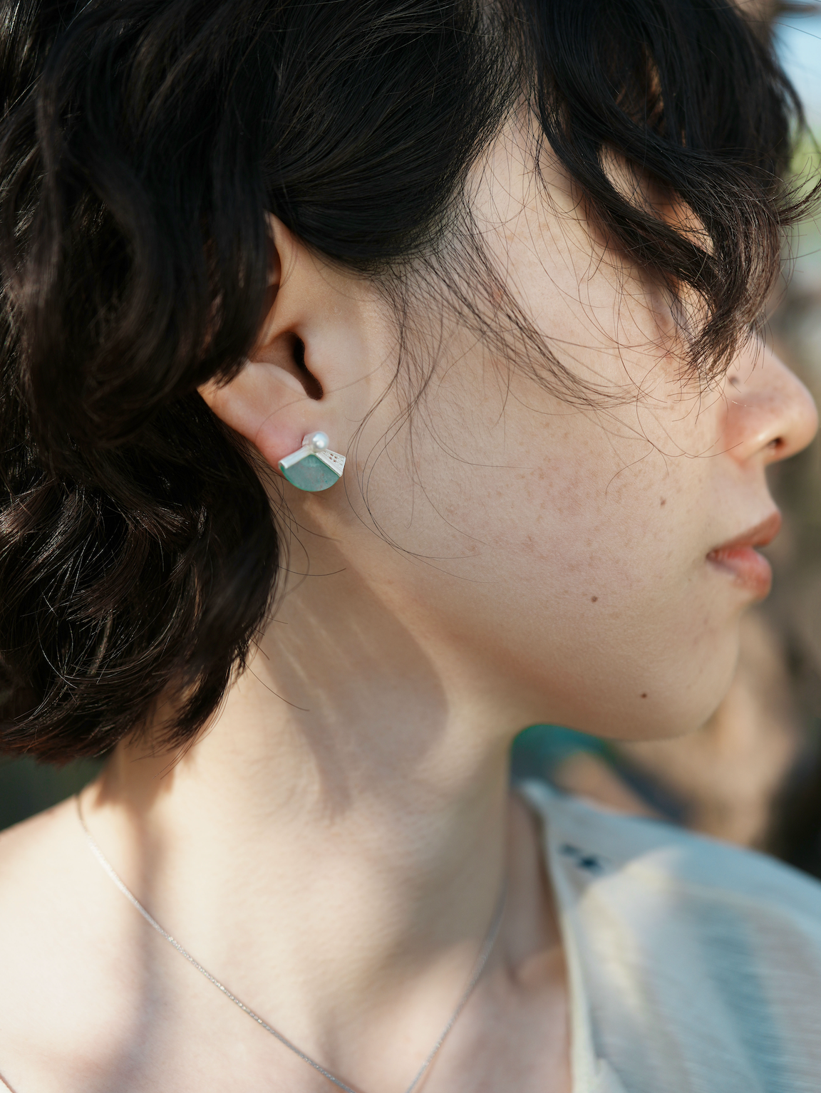 Petite Cerulean Dance Fan Pearl Earrings