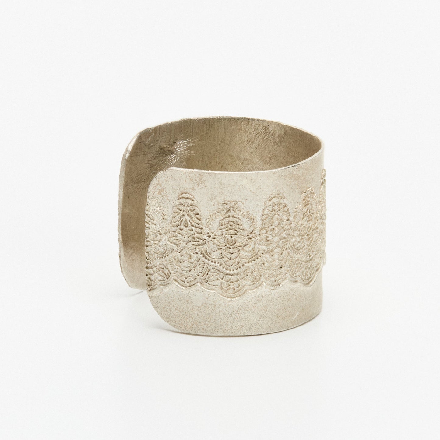 Narrow Lace Bandage Ring