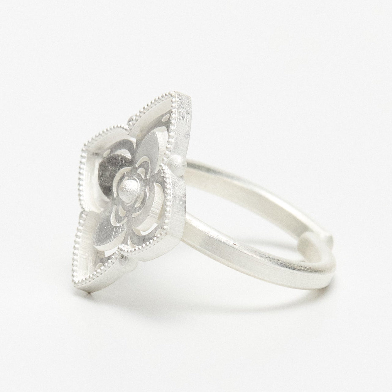 Openwork Tracery Ring NO. 2