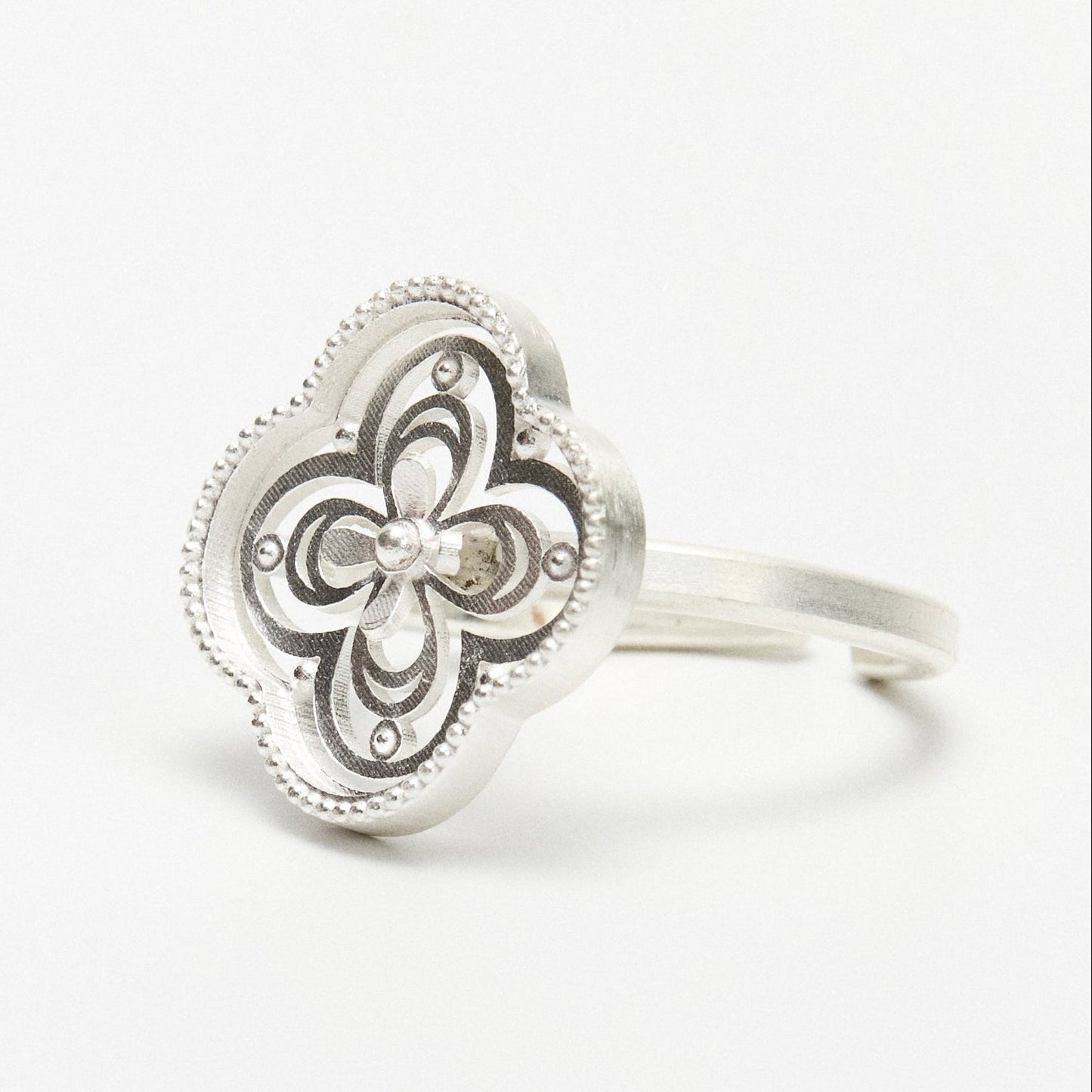 Openwork Tracery Ring NO. 1