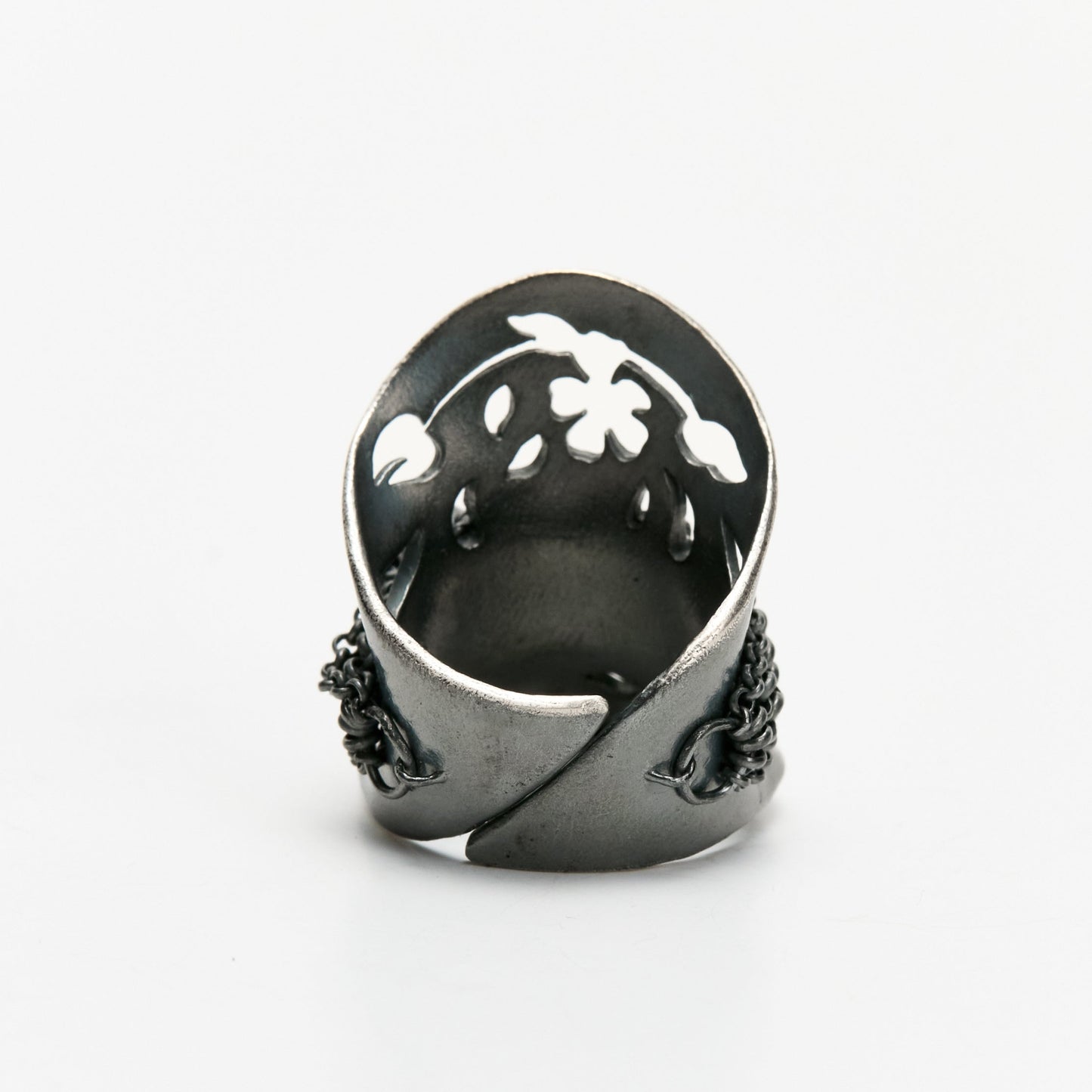 Black openwork Floral Leaf and Tassel Wide Band Ring