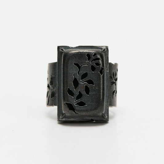 Black Leaf-Patterned Carved 3D Square Ring
