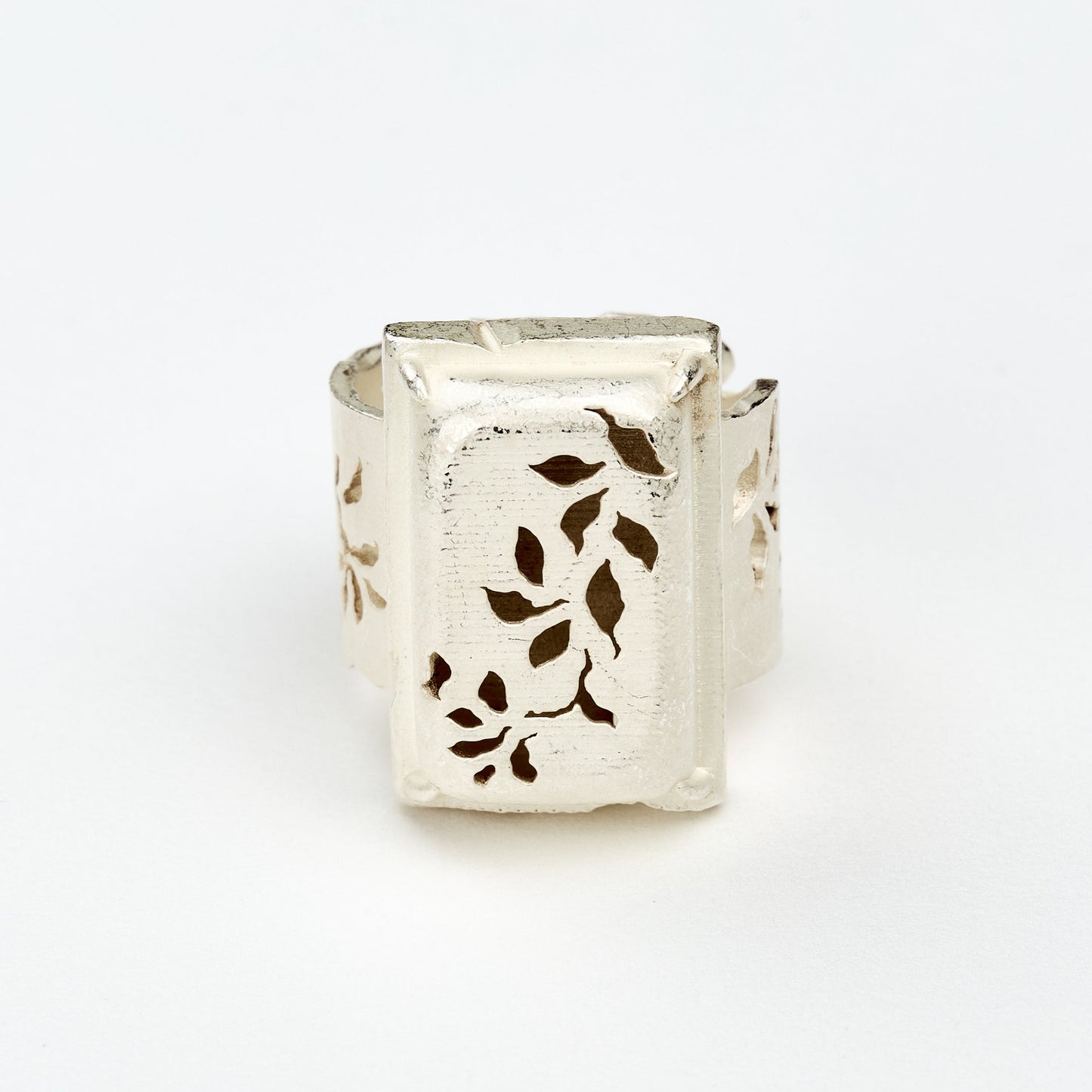 White Leaf-Patterned Carved 3D Square Ring